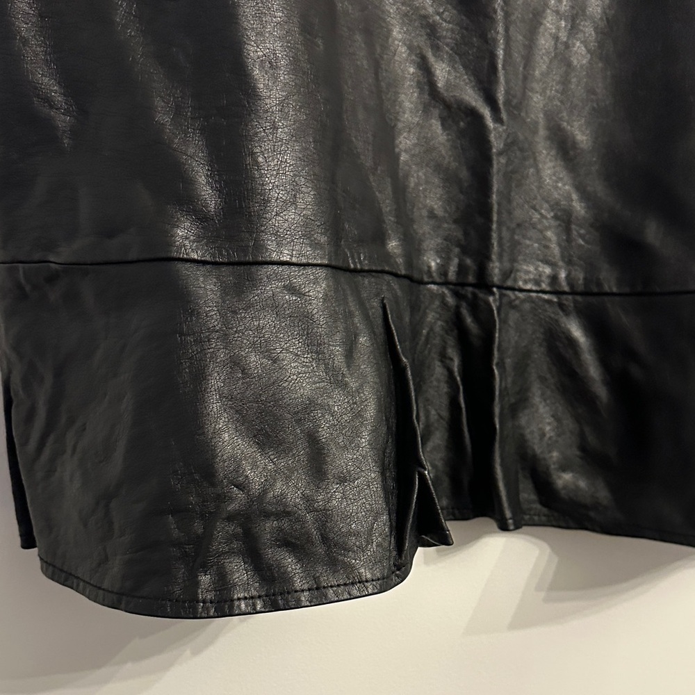 Black plus size pleather Skirt goth skirt y2k - Picture 3 of 4
